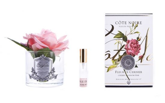 Ароматизированная роза, цвет розовый,  прозрачная ваза, 1 спрей             Д  16х10,5х10,5 см FRENCH ROSE  Cherry Blossom Pink, арт. GMR03 COTE NOIRE