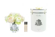 Букет из бутонов роз, бледно-розовый и зеленый, 2 спр, прозрачная ваза, Rose Buds mixed green blush silver, Cote Noire