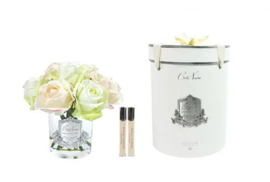 Букет из бутонов роз, бледно-розовый и зеленый, 2 спр, прозрачная ваза, Rose Buds mixed green blush silver, Cote Noire