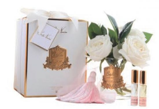 Букет из камелий и роз ароматизированный, белый, ваза прозрачная, кисть ароматизированная, 2 спрея   Д  21х17х17 см WHITE CAMELIA ROSES, арт. SFR40 COTE NOIRE